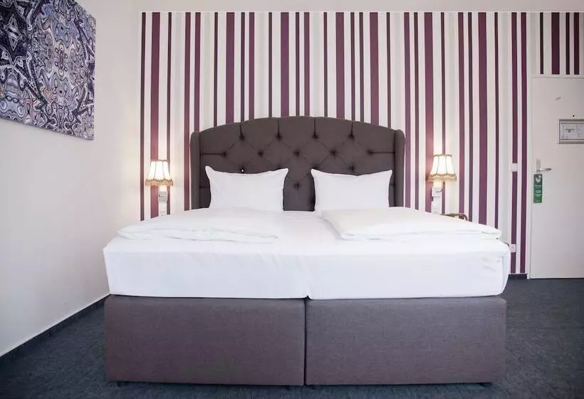 Fotos del hotel Les Nations:  17