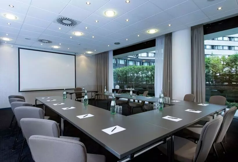 Fotos del hotel Wyndham Berlin Excelsior:  16