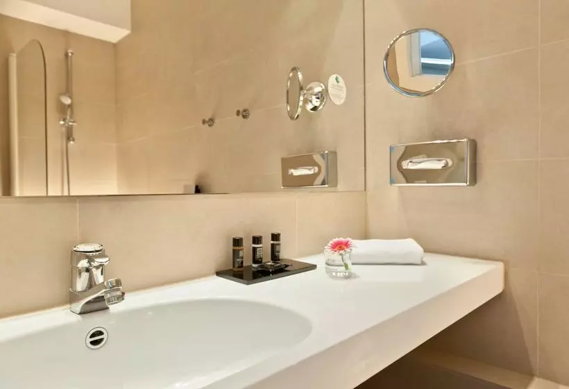 Fotos del hotel Wyndham Berlin Excelsior:  13