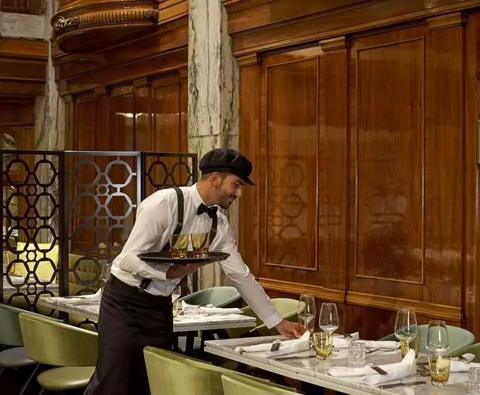 Fotos del hotel Reichshof  Hamburg:  16