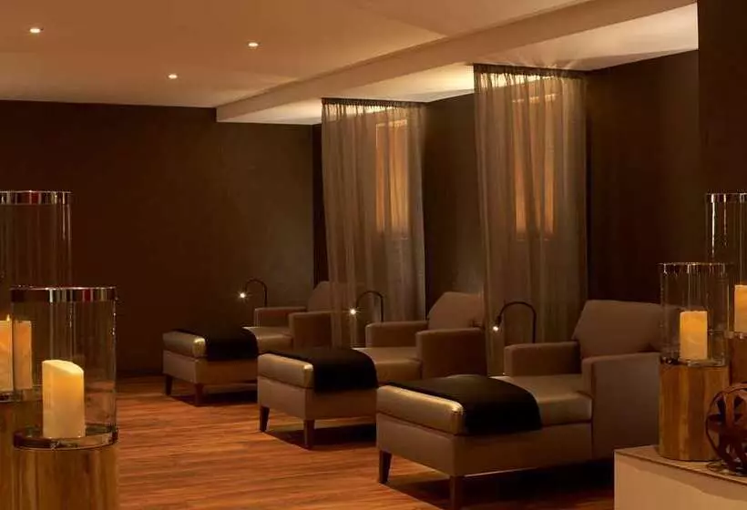 Fotos del hotel Reichshof  Hamburg:  2