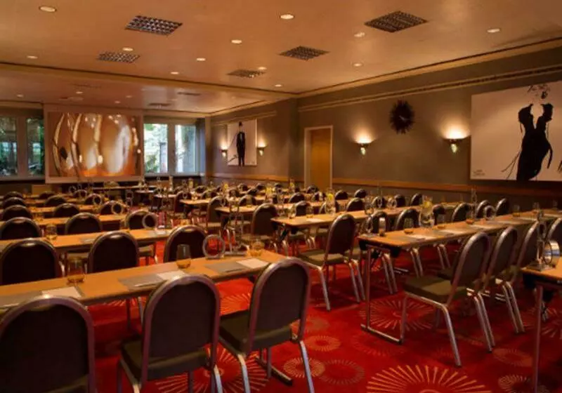 Fotos del hotel Renaissance Duesseldorf:  9