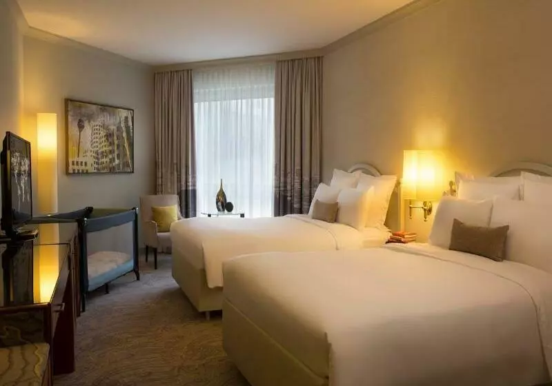 Fotos del hotel Renaissance Duesseldorf:  6