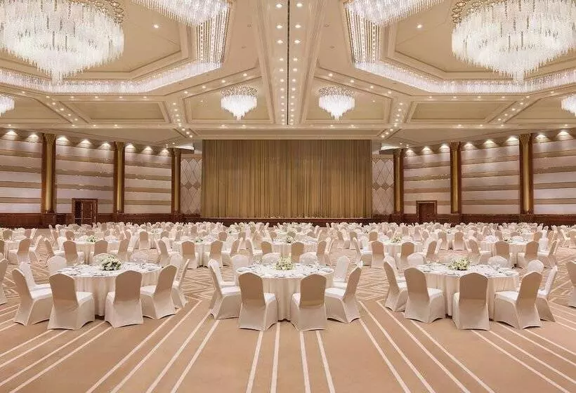 Fotos del hotel Sheraton Grand Doha Resort & Convention:  25