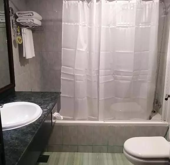 Fotos del hotel Claridge Hotel  Dubai:  8