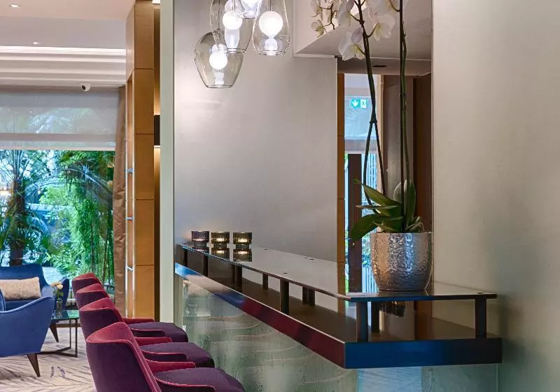 Fotos del hotel Hôtel Garden Elysées:  3