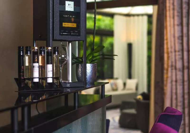 Fotos del hotel Hôtel Garden Elysées:  12