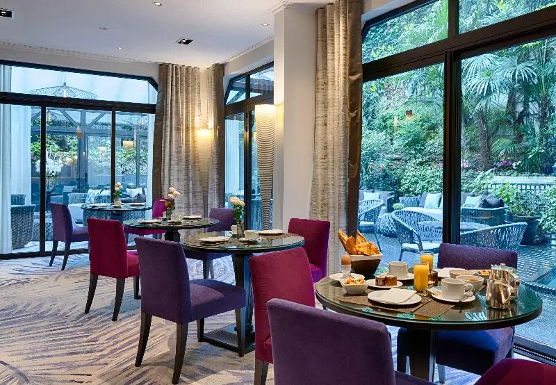 Fotos del hotel Hôtel Garden Elysées:  11