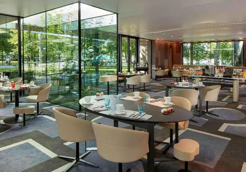 Fotos del hotel Mercure Champs De Mars:  17