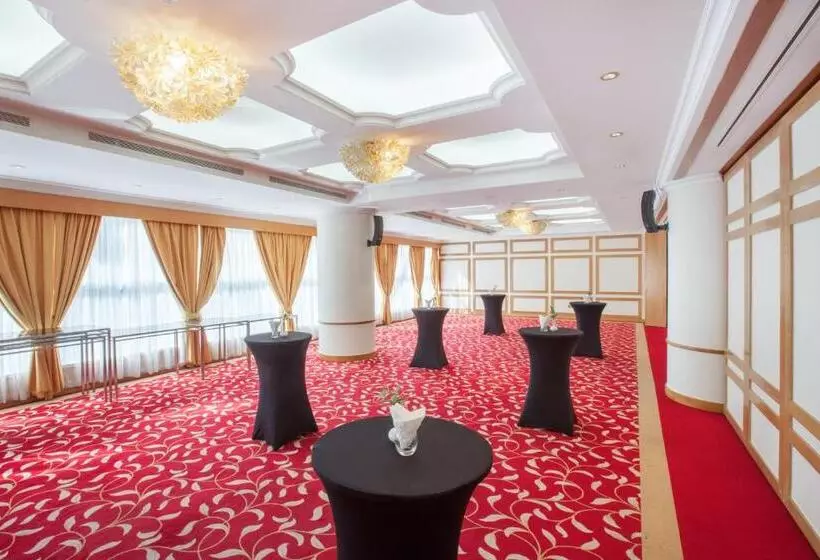 Fotos del hotel Crowne Plaza Abu Dhabi, An Ihg:  28