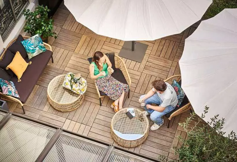 Fotos del hotel Cervantes By Happyculture:  4