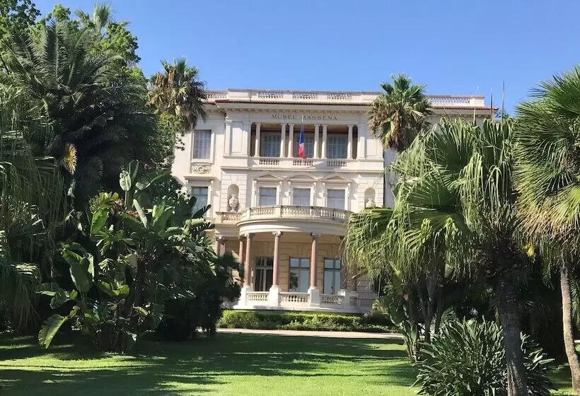 Fotos del hotel Hôtel De La Fontaine:  8