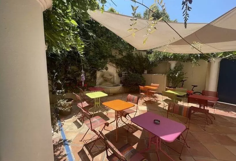 Fotos del hotel Hôtel De La Fontaine:  21