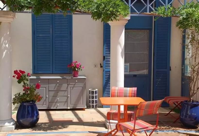 Fotos del hotel Hôtel De La Fontaine:  5