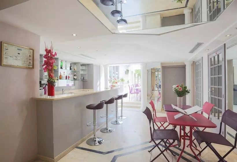 Fotos del hotel Hôtel De La Fontaine:  10