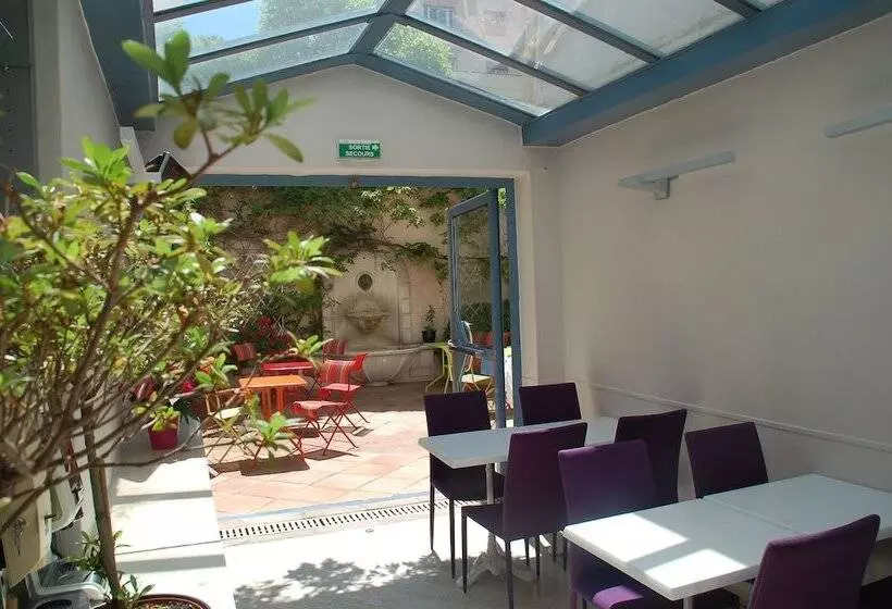 Fotos del hotel Hôtel De La Fontaine:  23