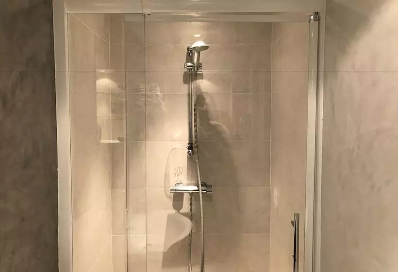 Fotos del hotel Hôtel De La Fontaine:  12