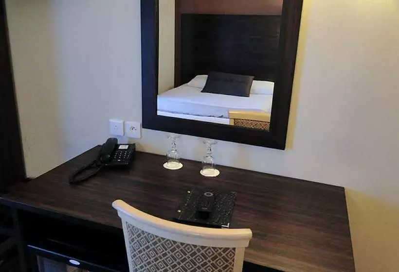 Fotos del hotel Hôtel Derby Eiffel:  11