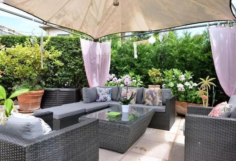 Fotos del hotel Hôtel La Villa Cannes Croisette:  17