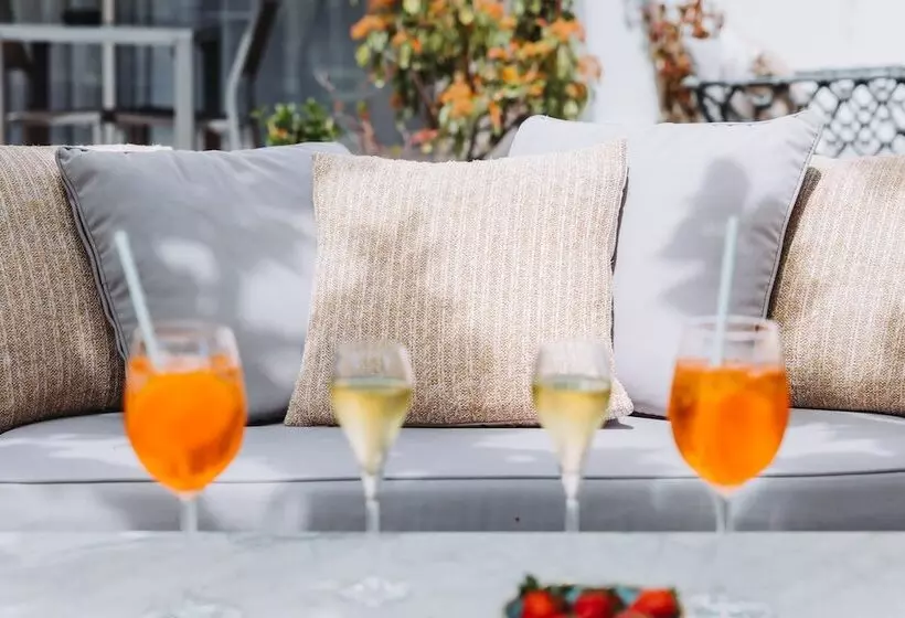 Fotos del hotel Hôtel La Villa Cannes Croisette:  19