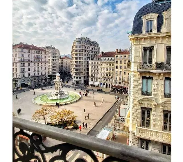 Fotos del hotel Mercure Lyon Centre Beauxarts:  18