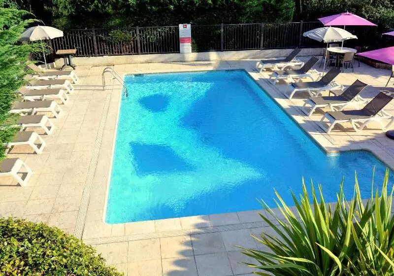 Fotos del hotel Ibis Avignon Sud:  2