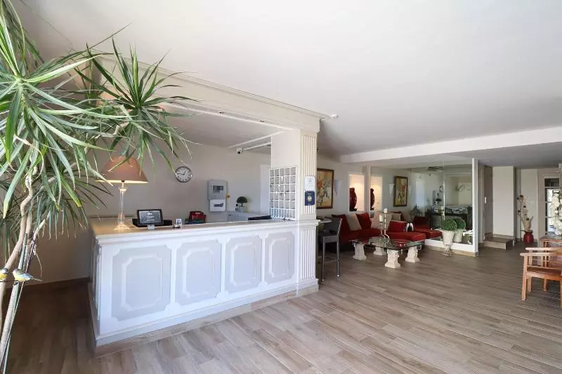 Fotos del hotel Le Saint Erasme:  4