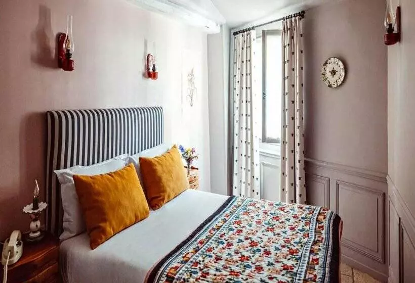 Fotos del hotel Monsieur Saintonge:  14