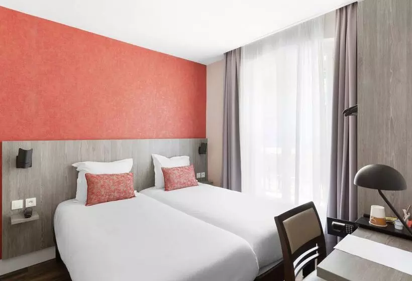 Fotos del hotel Sure Hotel By Best Western Paris Gare Du Nord:  8
