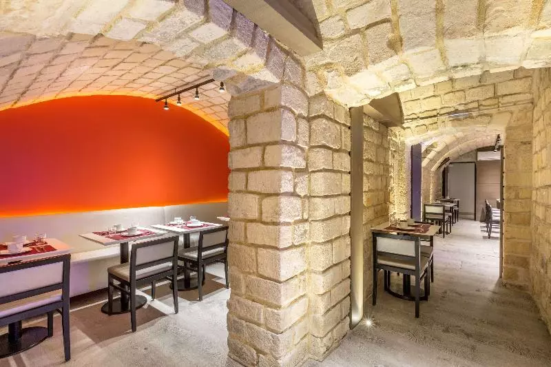 Fotos del hotel Sure Hotel By Best Western Paris Gare Du Nord:  15