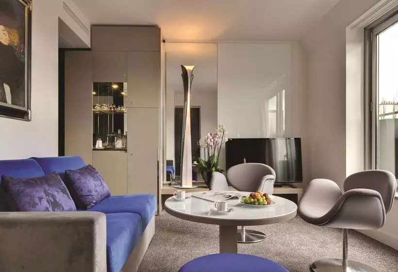 Fotos del hotel La Villa Maillot:  22