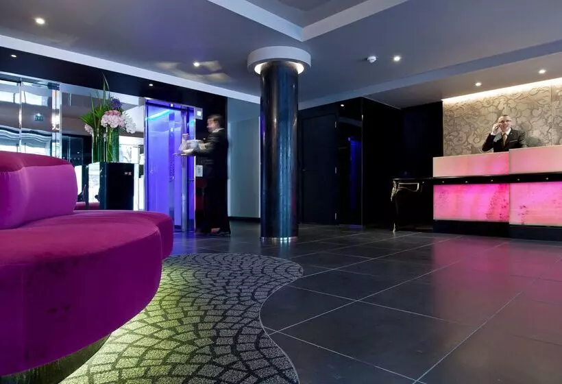 Fotos del hotel La Villa Maillot:  10