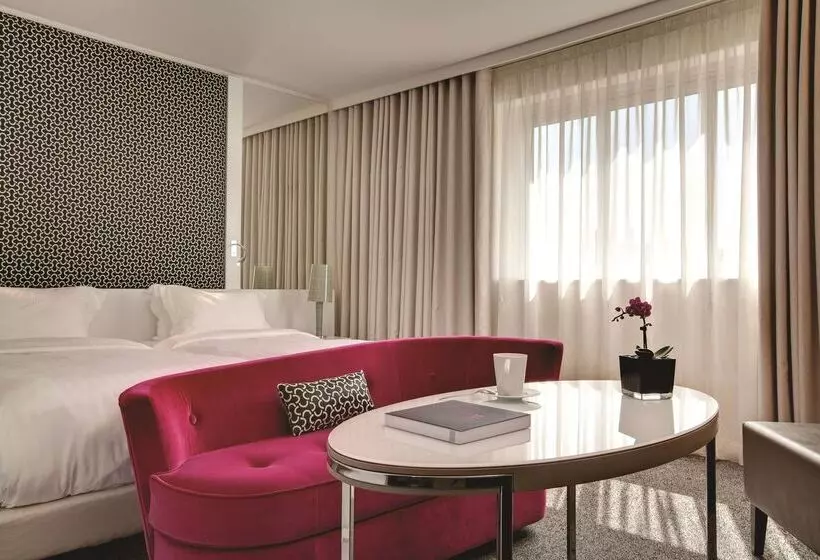 Fotos del hotel La Villa Maillot:  19