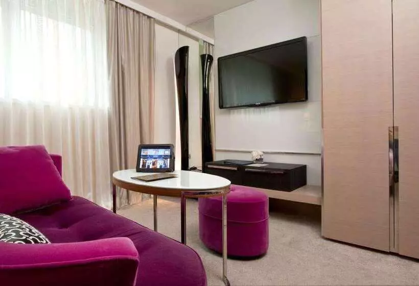 Fotos del hotel La Villa Maillot:  18