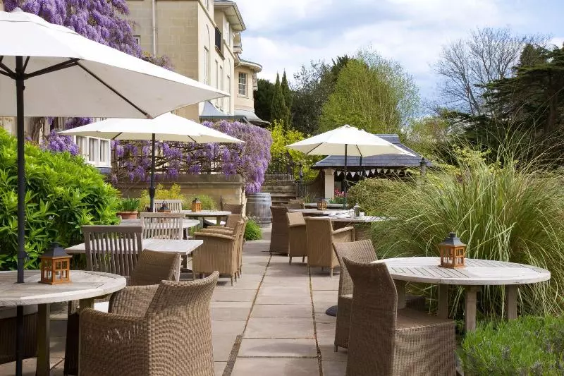 Fotos del hotel The Bath Priory - A Relais & Chateaux:  10