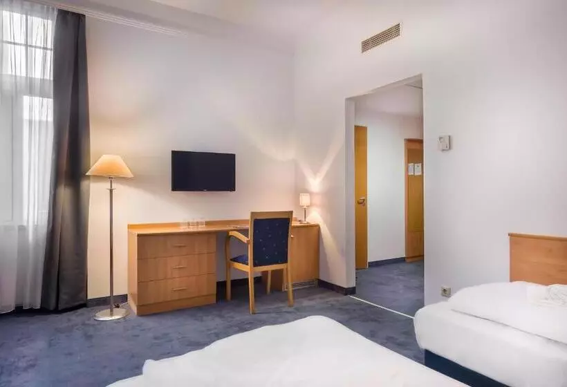 Fotos del hotel Golden Park Budapest:  2