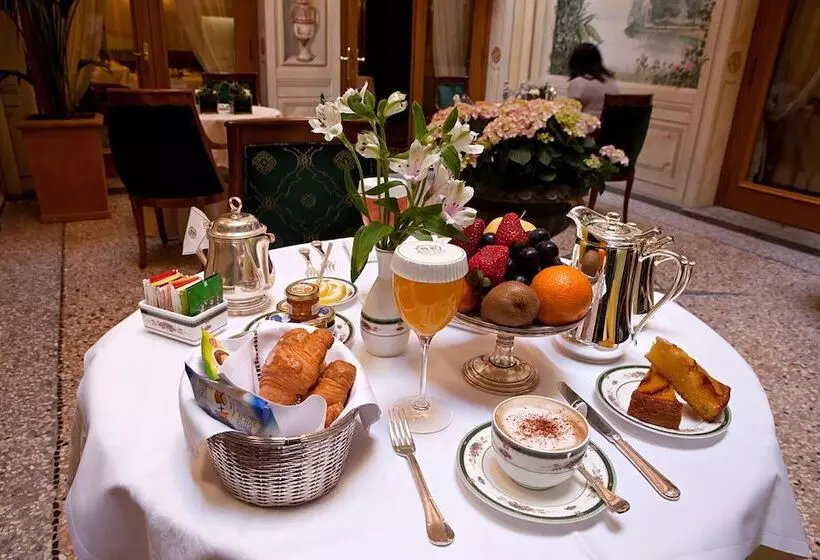 Fotos del hotel Grand Hotel Majestic Gia' Baglioni:  17