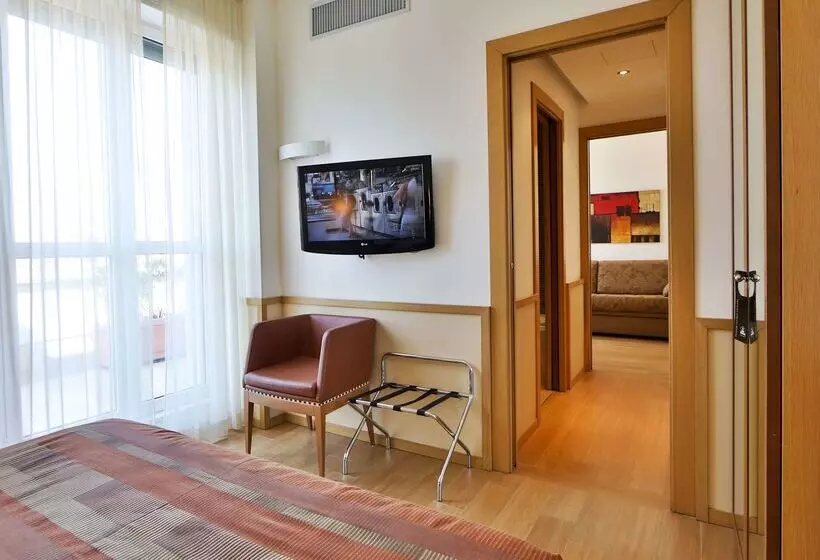 Fotos del hotel Best Western  City:  25