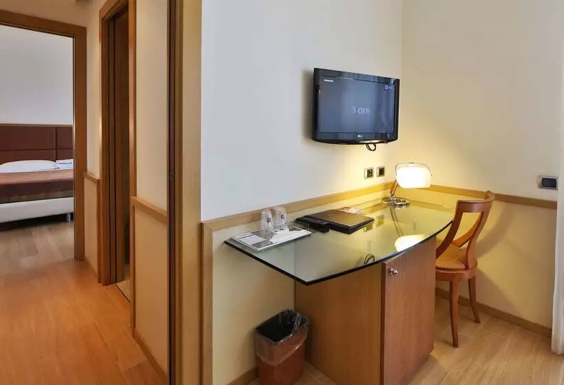 Fotos del hotel Best Western  City:  22