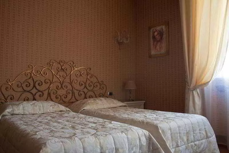 Fotos del hotel De Rose Hotel:  25