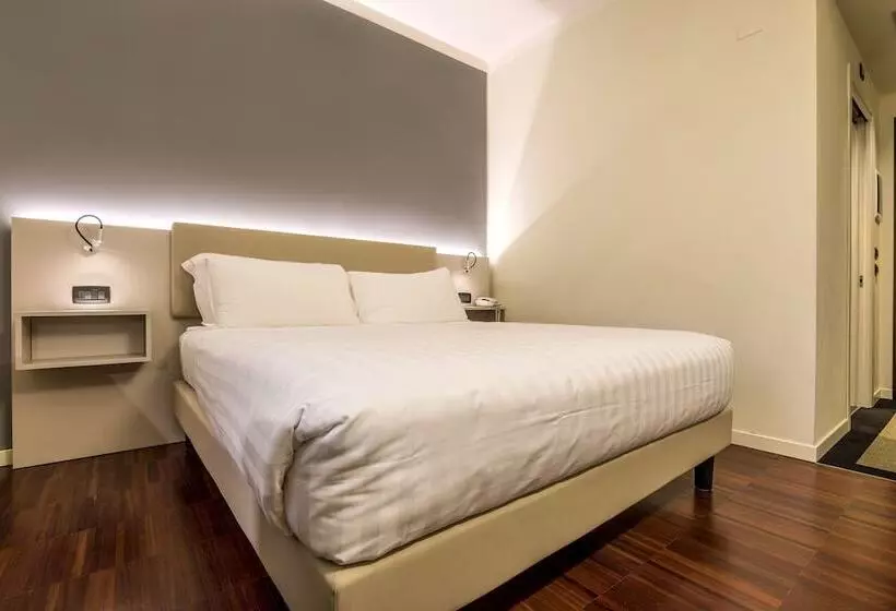 Fotos del hotel 43 Station:  21