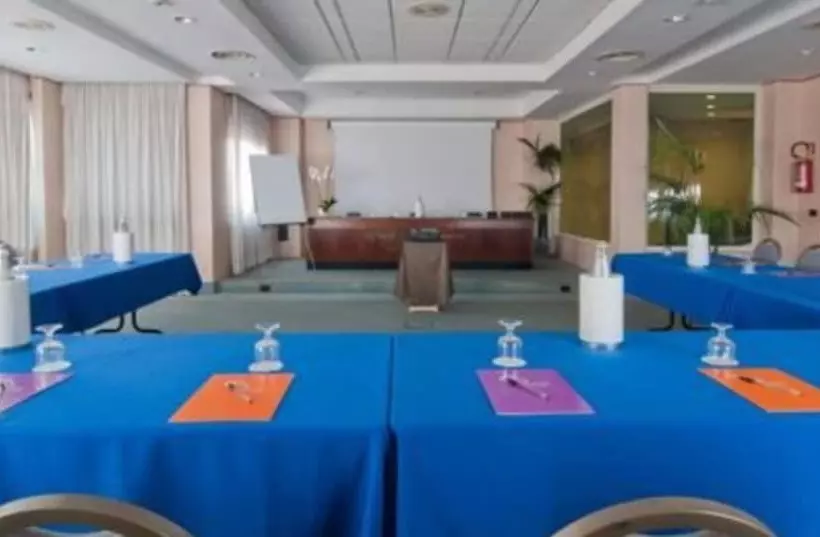 Fotos del hotel Ariston:  18