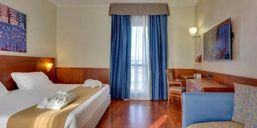 Fotos del hotel Raffaello:  5