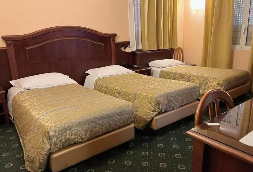 Fotos del hotel Valganna:  11