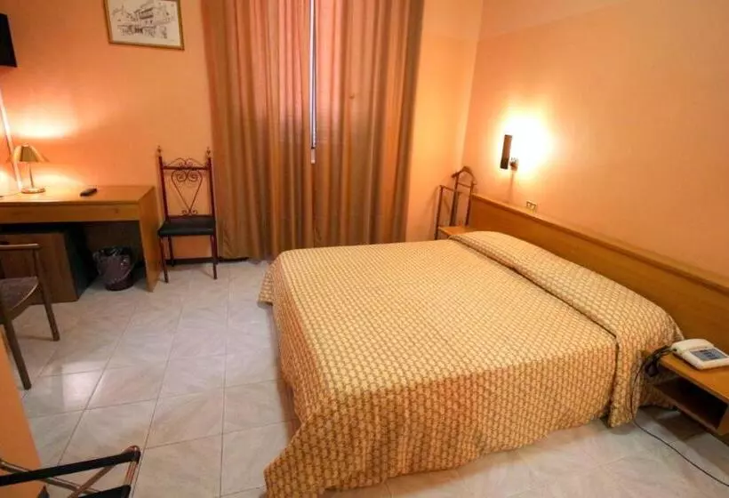 Fotos del hotel Italia:  2