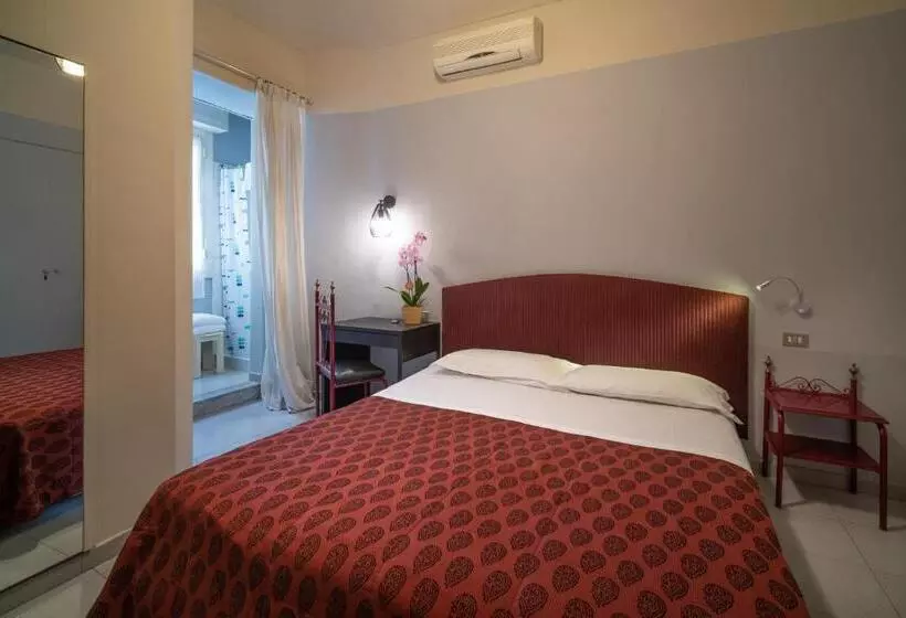 Fotos del hotel Italia:  11