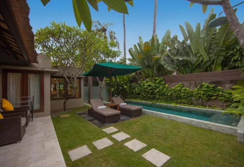 Fotos del hotel Legian Beach:  8