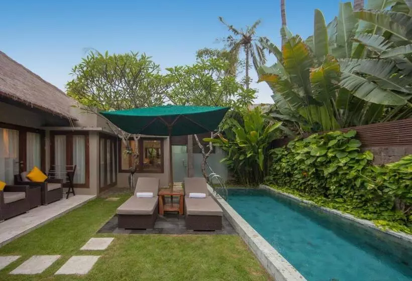 Fotos del hotel Legian Beach:  2