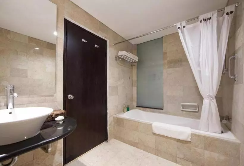 Fotos del hotel Legian Beach:  11