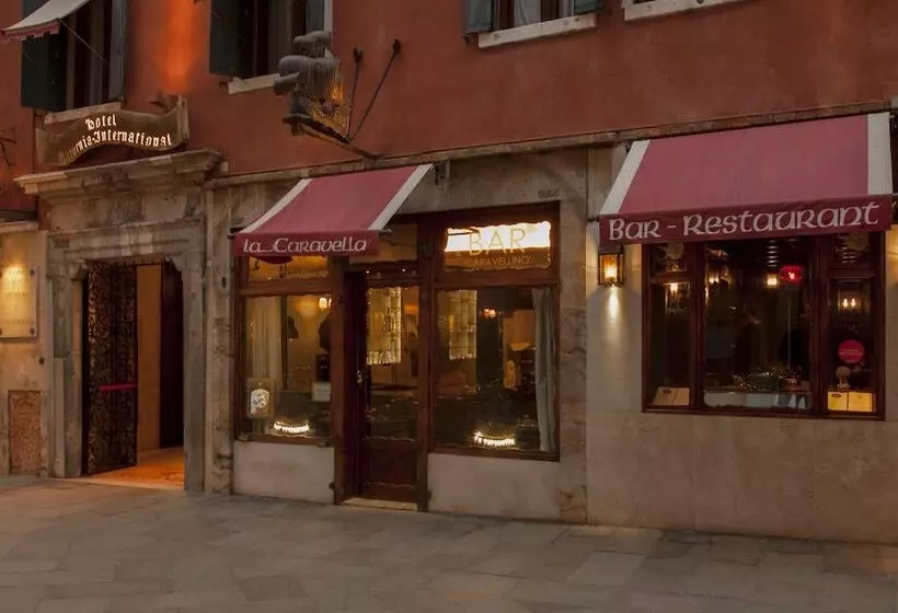 Fotos del hotel Saturnia & International:  12